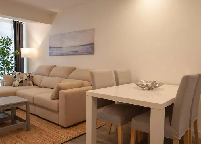 Avg Ezcurdia 27 Playa San Lorenzo * 希洪