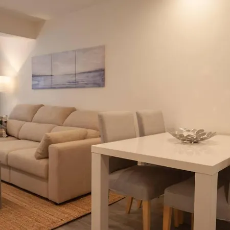 Avg Ezcurdia 27 Playa San Lorenzo * Gijón